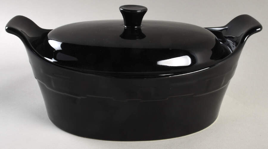 Woven Traditions Ebony 2 Quart Oval Covered Casserole by Longaberger-1