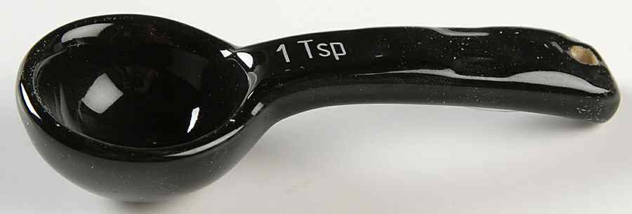 Woven Traditions Ebony 1 Teaspoon Ceramic Measuring Spoon by Longaberger-1