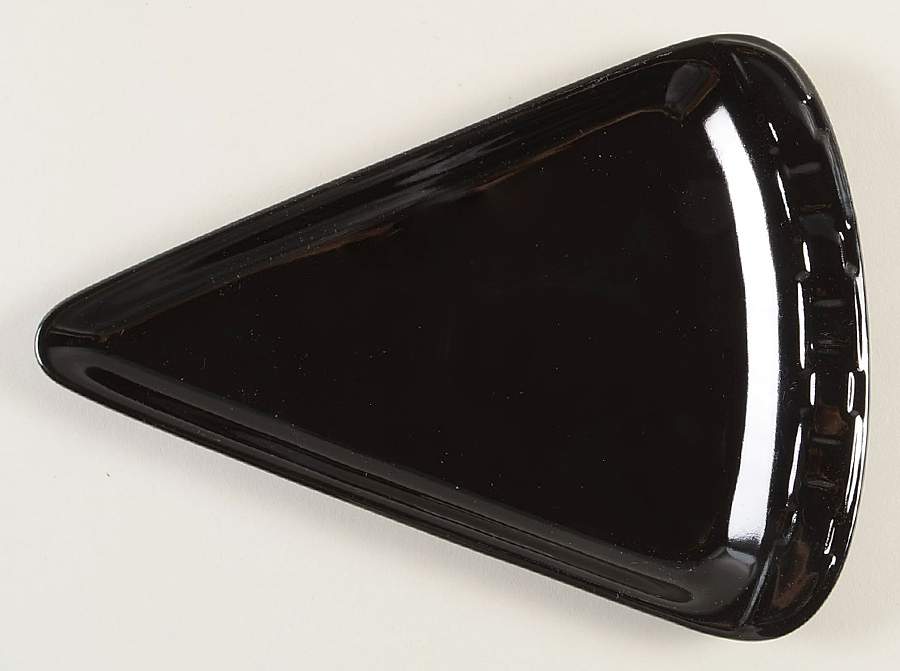 Woven Traditions Ebony Pizza Slice Plate by Longaberger-1