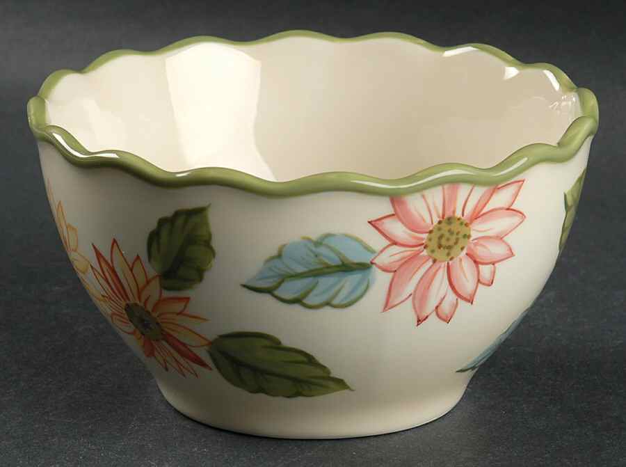Sunflower Individual Salad Bowl by Longaberger-1