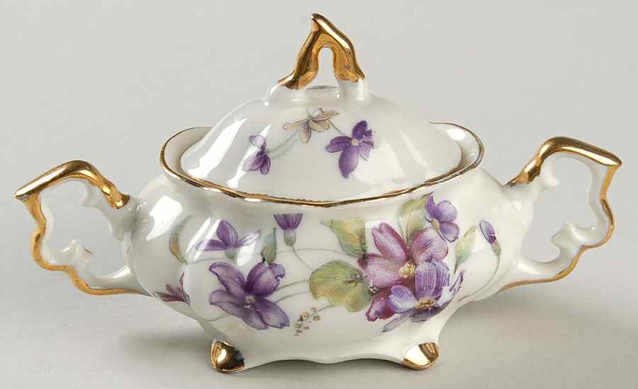 Violet Mini Sugar Bowl & Lid by Lefton-1