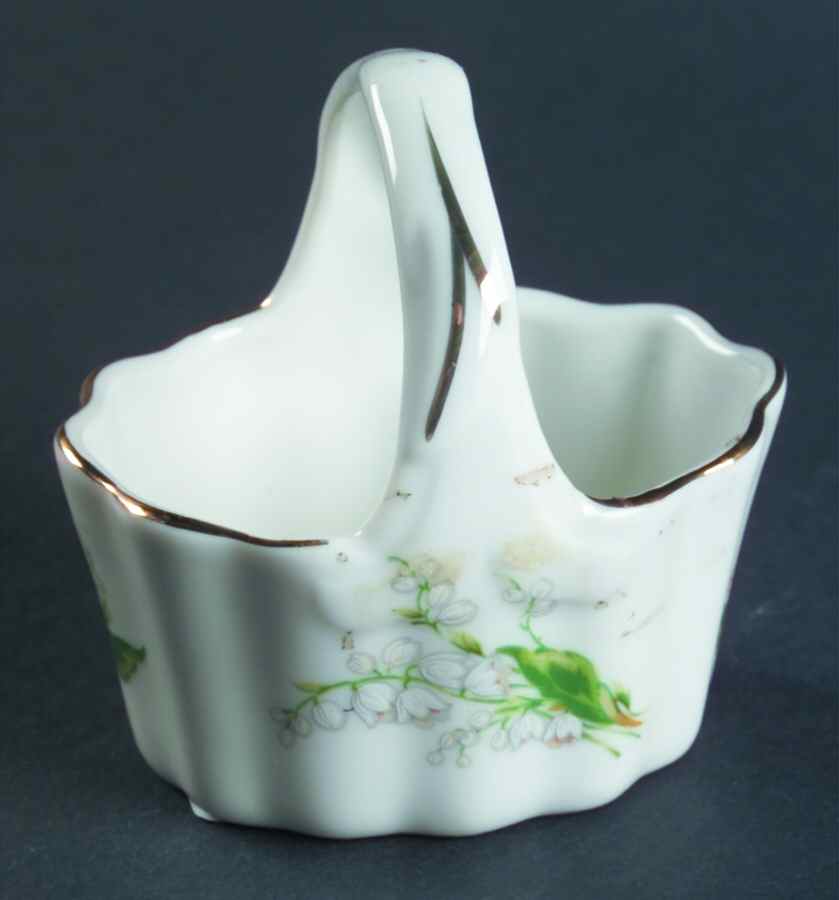 LEF67 (Gold Trim) Small Basket by Lefton-1