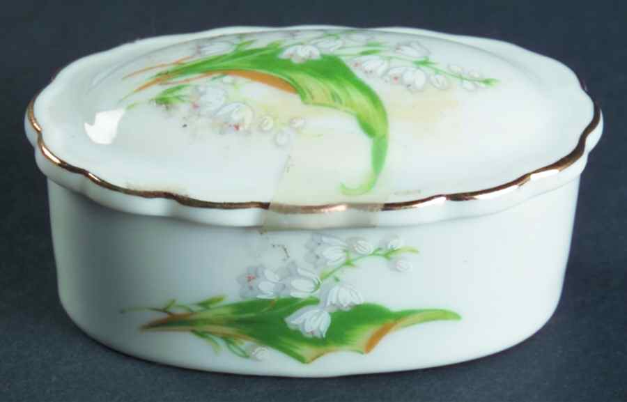 LEF67 (Gold Trim) Mini Oval Box & Lid by Lefton-1