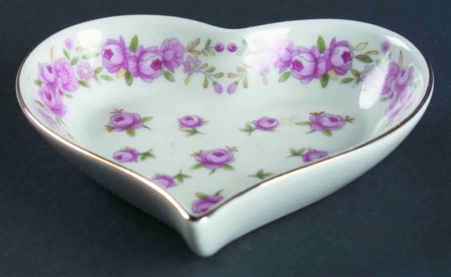 LEF69 3" Heart Shaped Bowl by Lefton-1