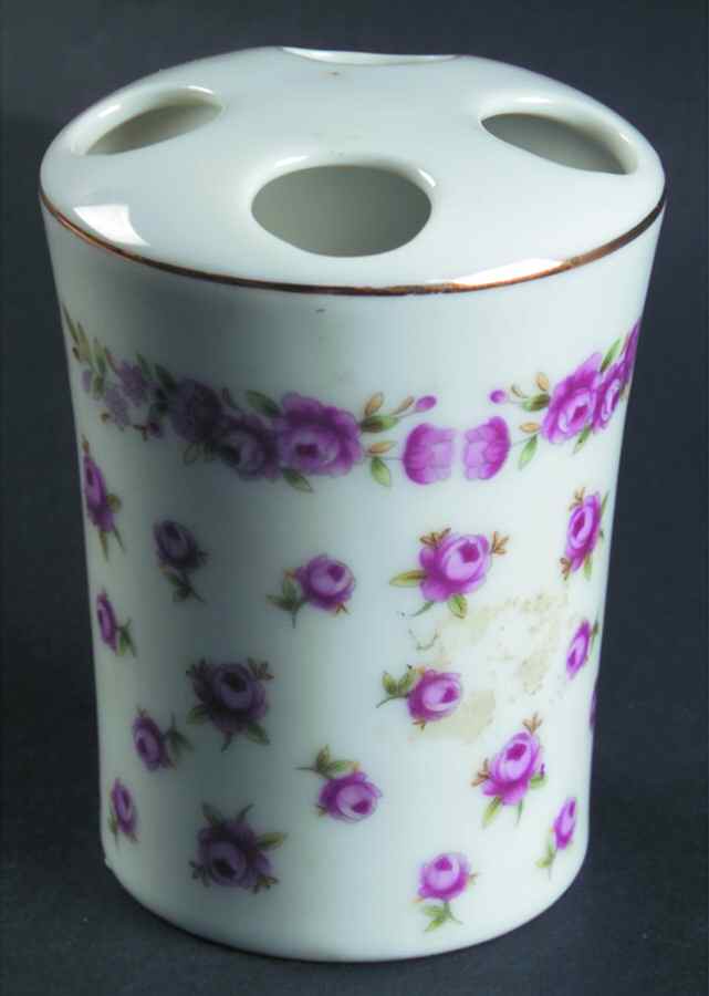 LEF69 Toothbrush Holder by Lefton-1