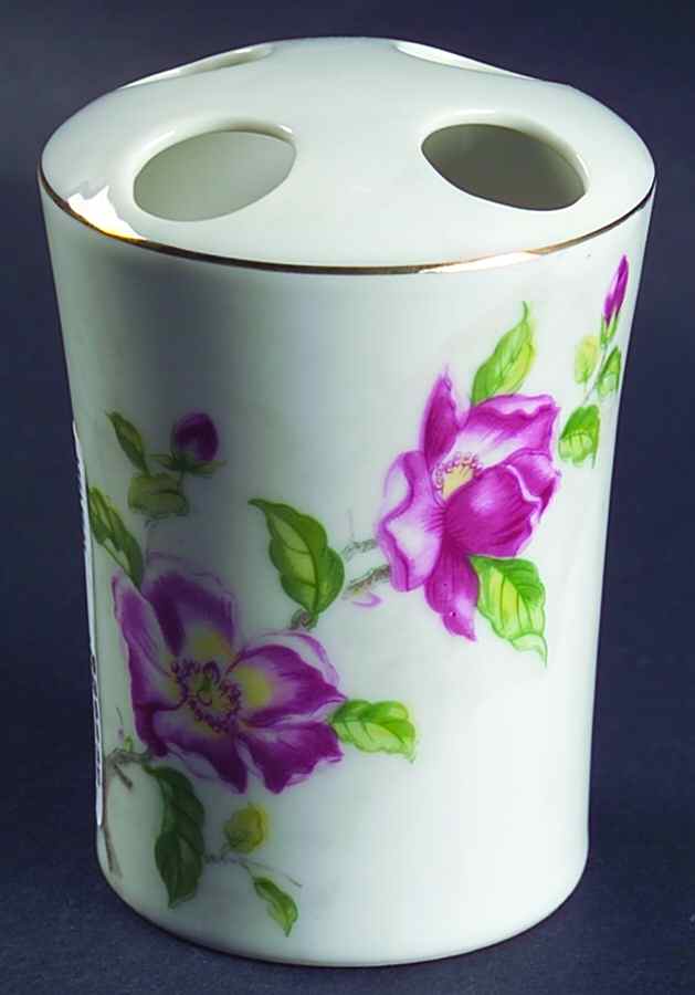 LEF71 Toothbrush Holder by Lefton-1