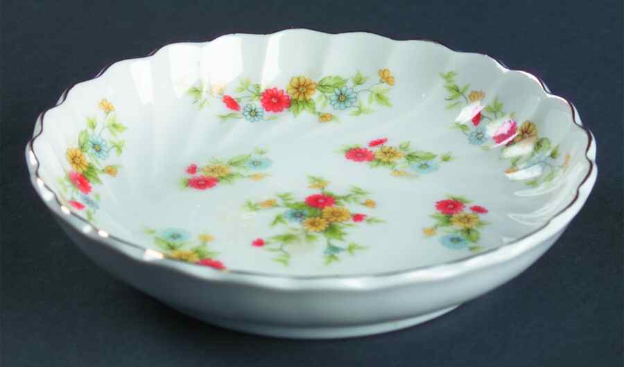 LEF72 Round Sweet Meat Dish by Lefton-1