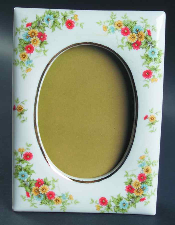 LEF72 Frame-Holds 3 1/2" X 4 1/2" by Lefton-1