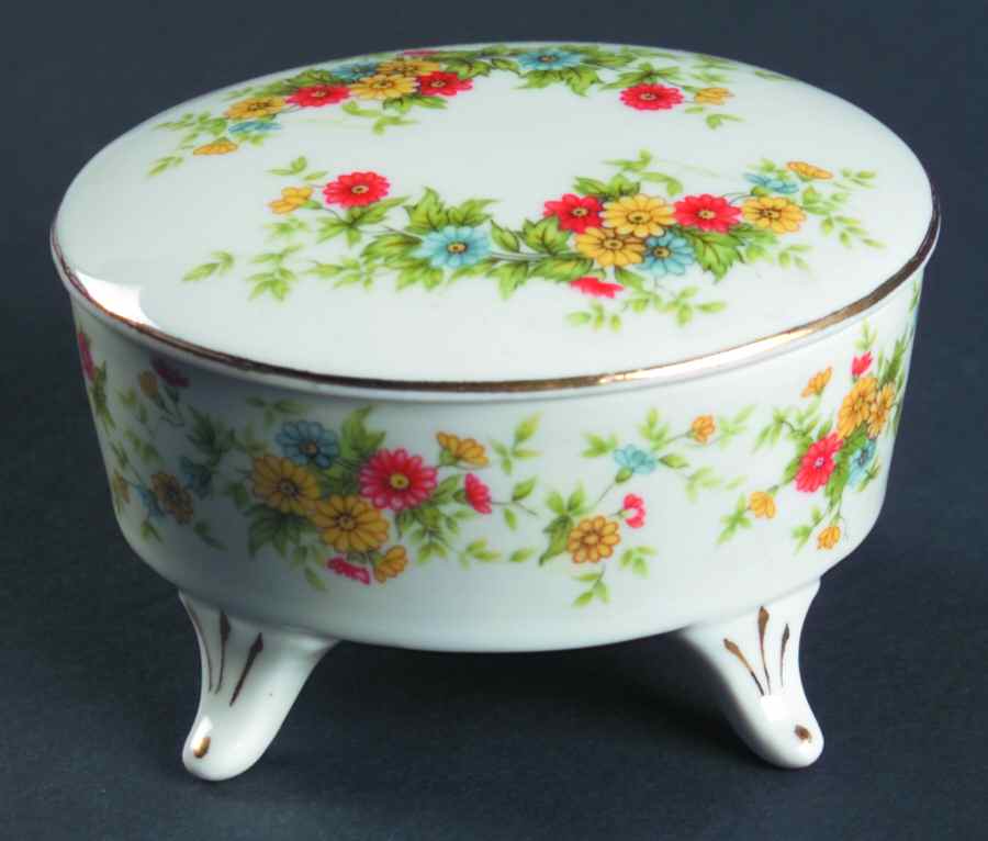 LEF72 3" Candy Box & Lid by Lefton-1