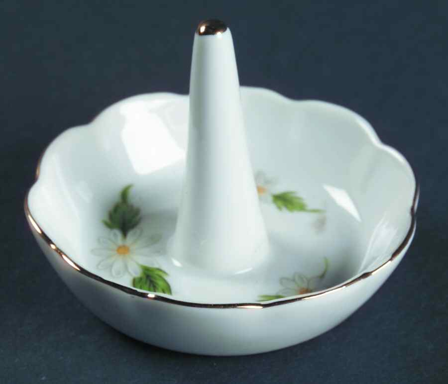 LEF75 Ring Holder by Lefton-1