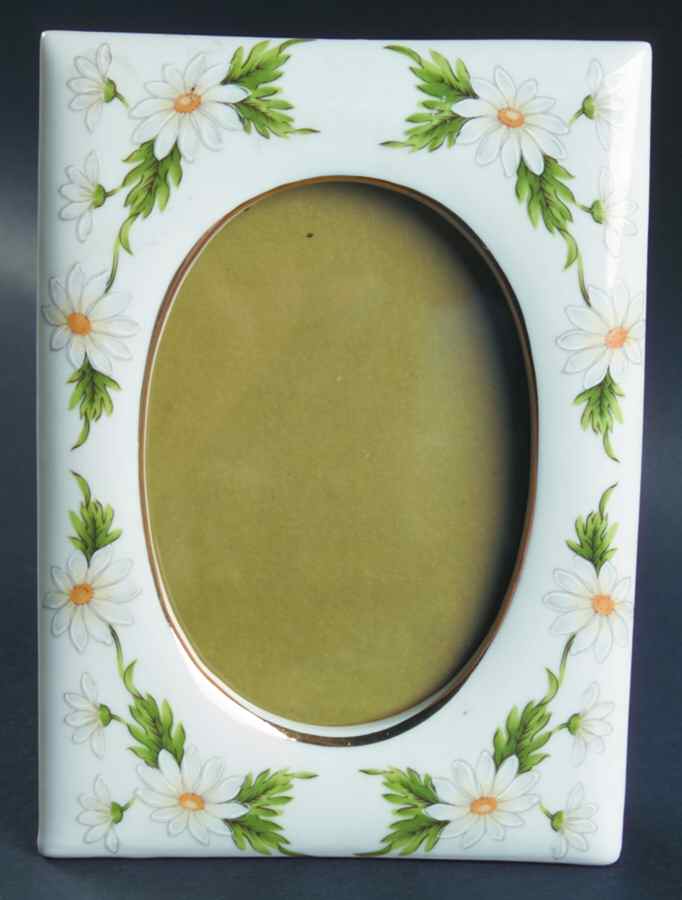 LEF75 Frame-Holds 3 1/2" X 4 1/2" by Lefton-1