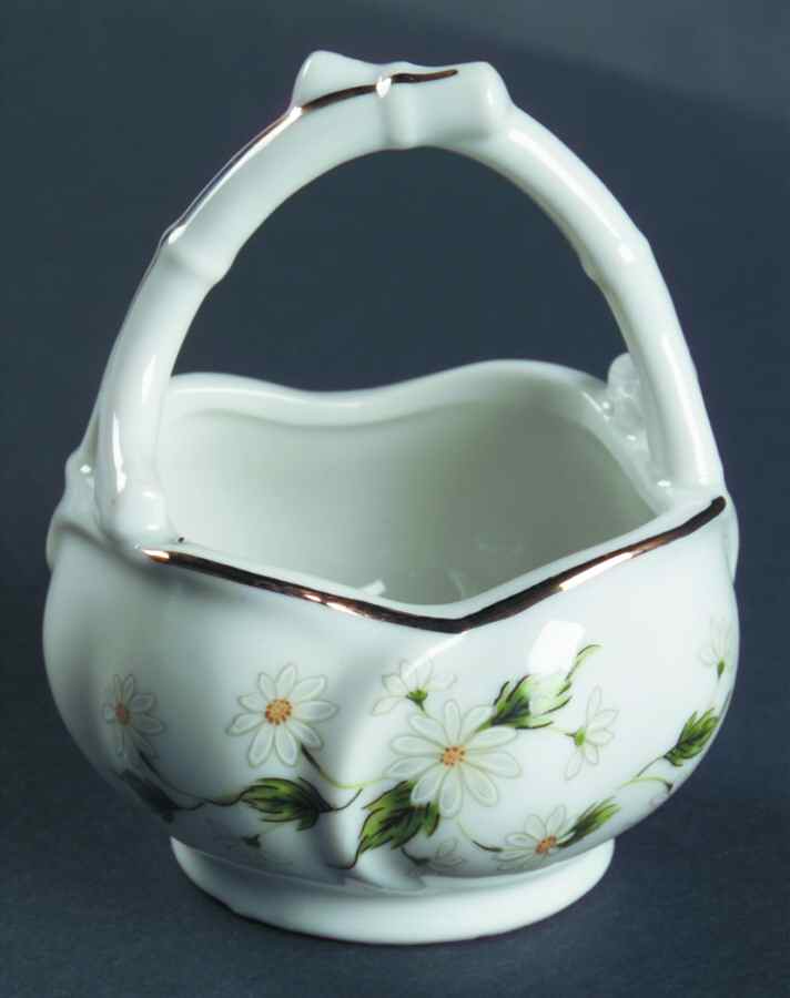 LEF75 Small Basket by Lefton-1