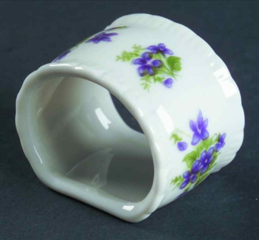 LEF77 Napkin Ring by Lefton-1