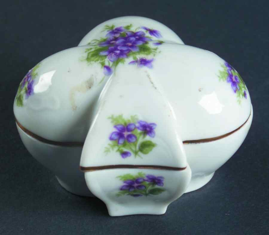 LEF77 Club Shape Box & Lid by Lefton-1
