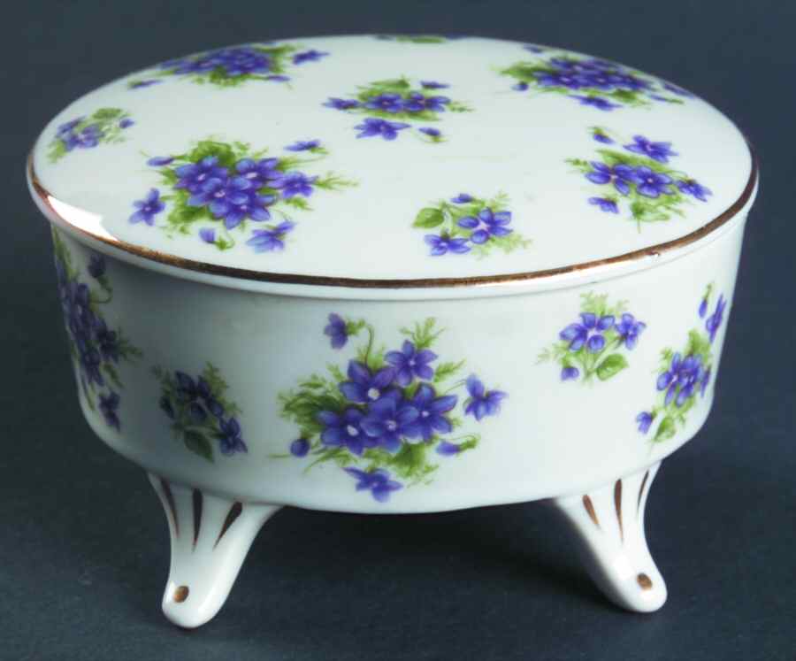 LEF77 3" Candy Box & Lid by Lefton-1