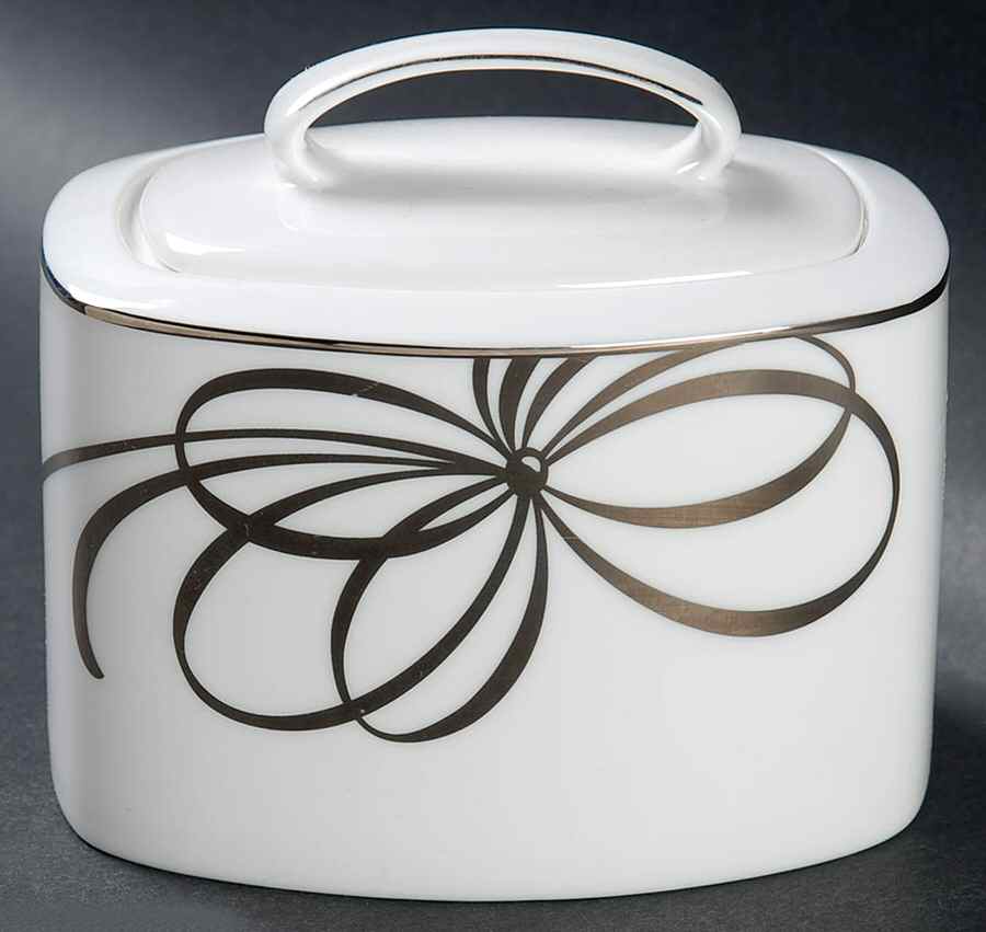 Belle Boulevard Sugar Bowl & Lid by Lenox-1