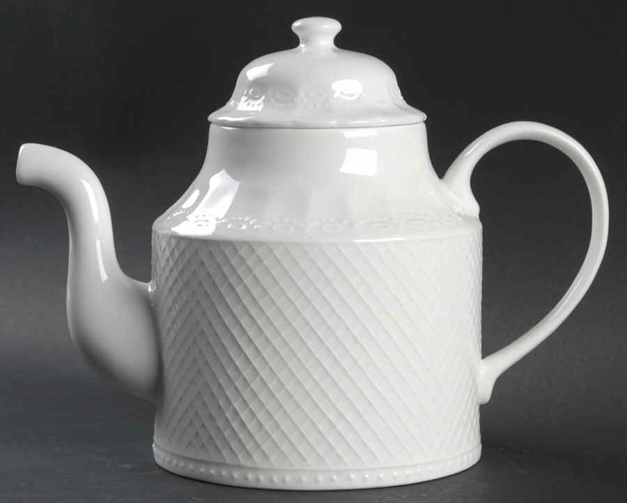 Spring Lace Teapot & Lid by Ralph Lauren China-1