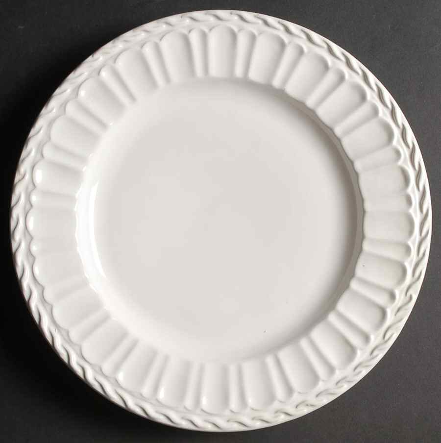 LUO1 Dinner Plate by Loucarte (Portugal)-1