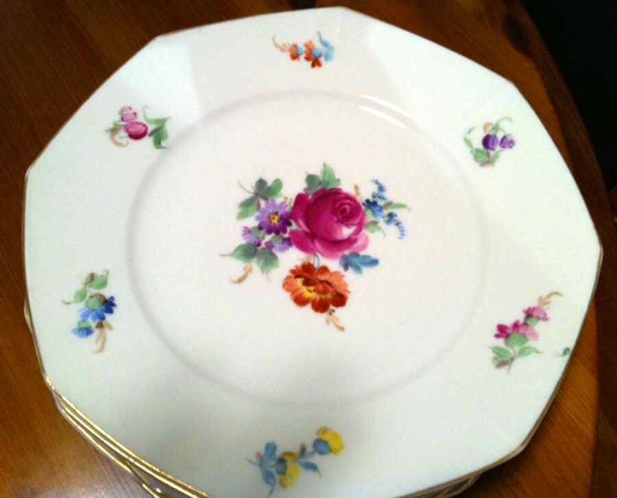 LUG1 Salad Plate by Ludwigsburg-1