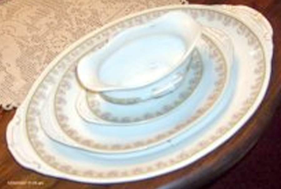 LSS195 Gravy Boat with Attached Underplate by Lazarus Straus & Sons-1