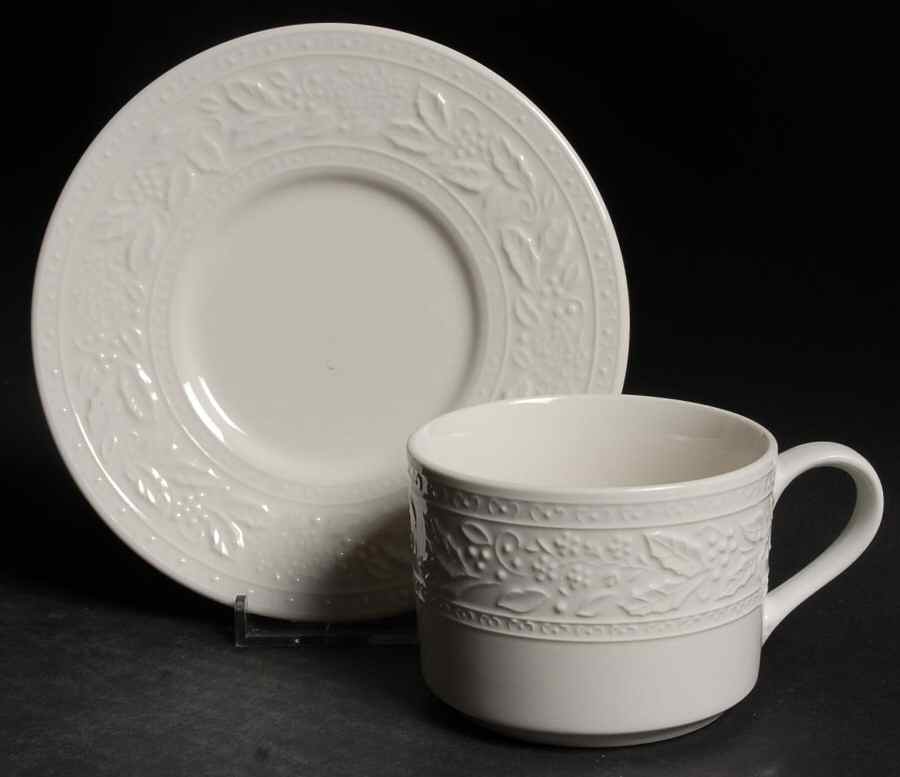 LIE19 (No Trim) Flat Cup & Saucer Set by Libbey-1