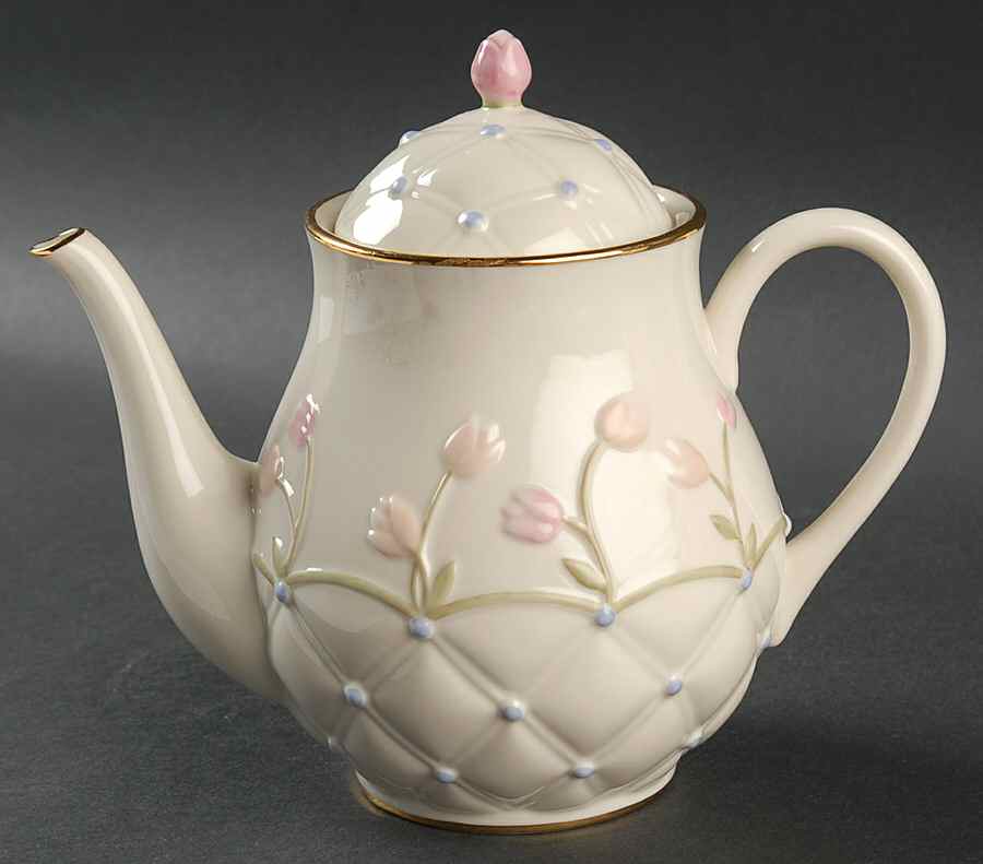 Great Giftables Teapot & Lid by Lenox-1