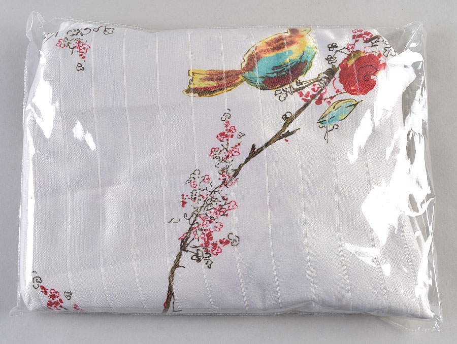 Chirp 60" x 84" Rectangular Tablecloth by Lenox-1