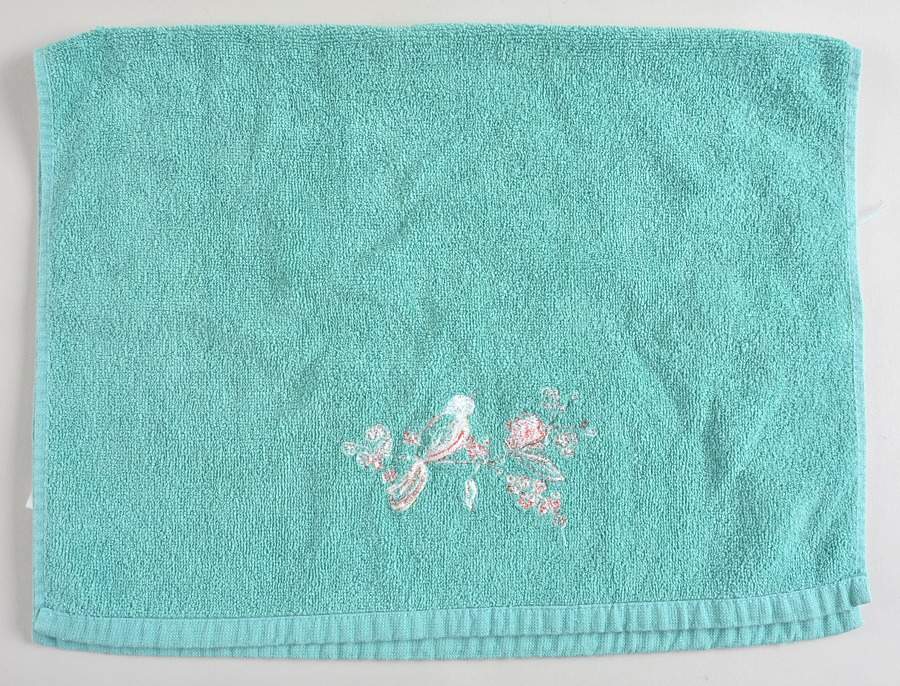 Chirp Cloth Hand Towel by Lenox-1