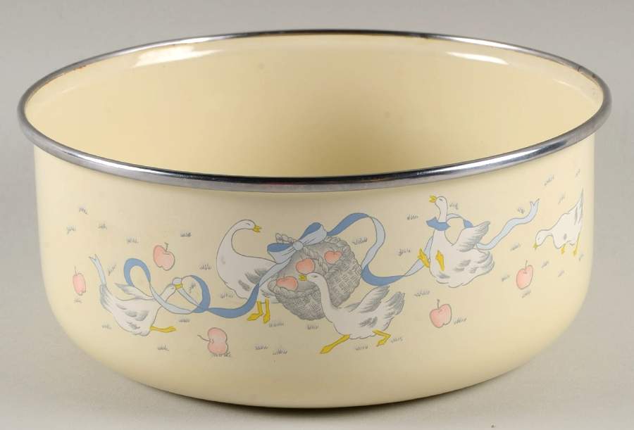 Happy Geese 7 3/8" Metal Bowl by Lincoware-1