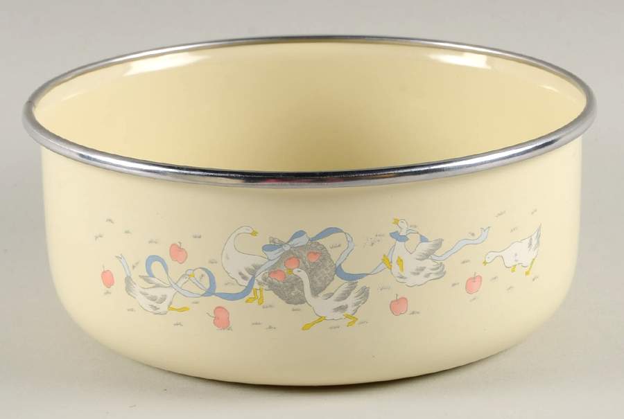 Happy Geese 5 7/8" Metal Bowl by Lincoware-1