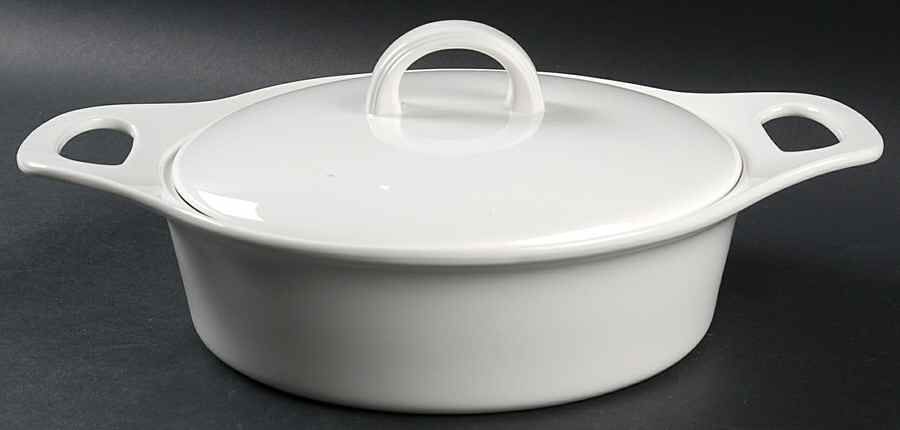 Aspen Ridge Round Covered Baker by Lenox-1