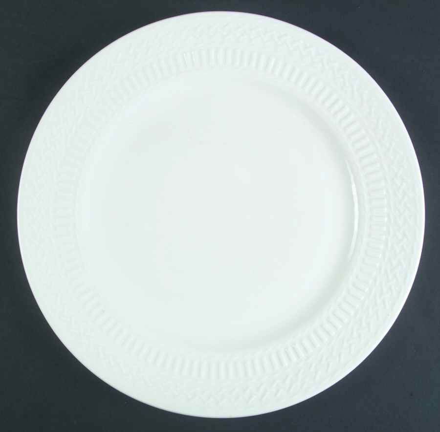 LIQ10 Dinner Plate by Livingquarters-1