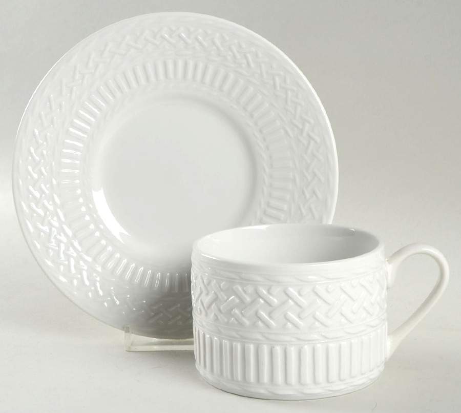 LIQ10 Flat Cup & Saucer Set by Livingquarters-1