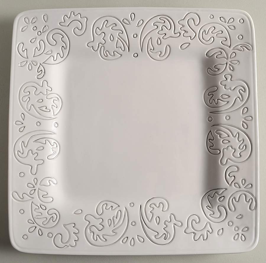 Dehlia Square Dinner Plate by Laurie Gates-1