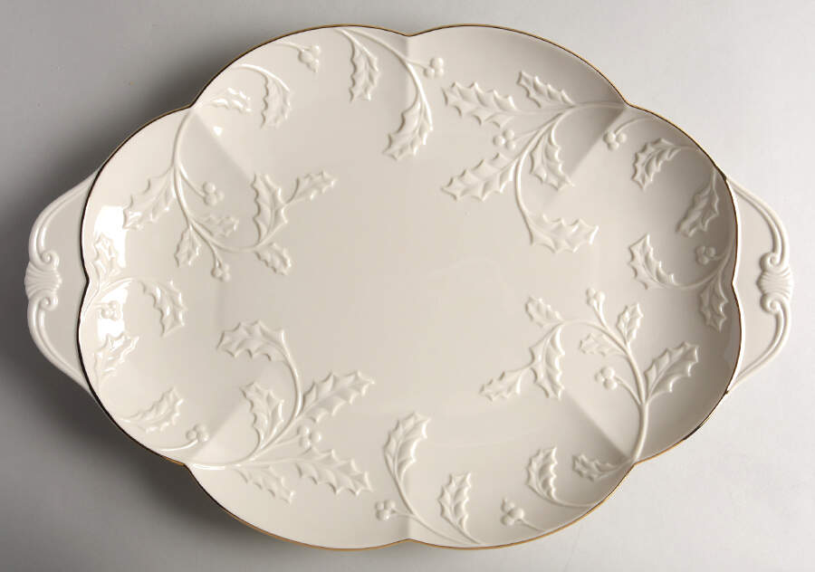 Holiday Heirloom 17" Oval Serving Platter by Lenox-1