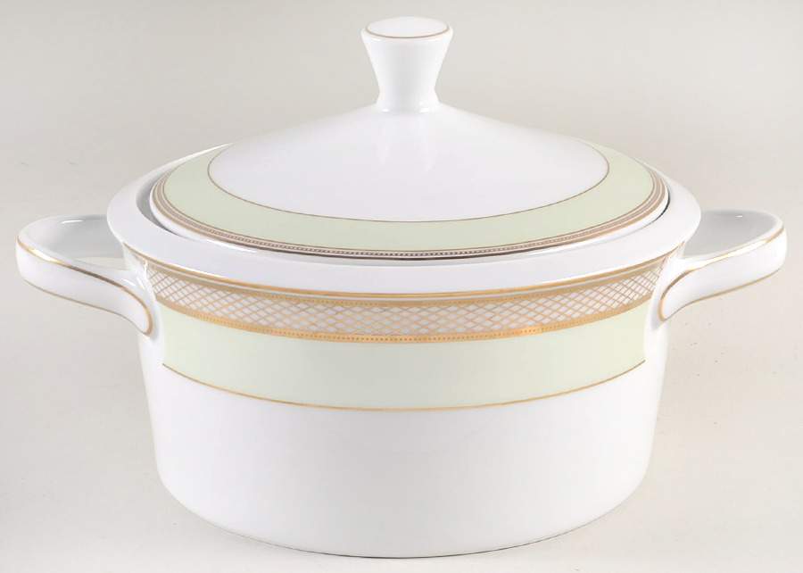 Silk Ribbon Celadon 2 Qt Round Covered Casserole by Ralph Lauren China-1