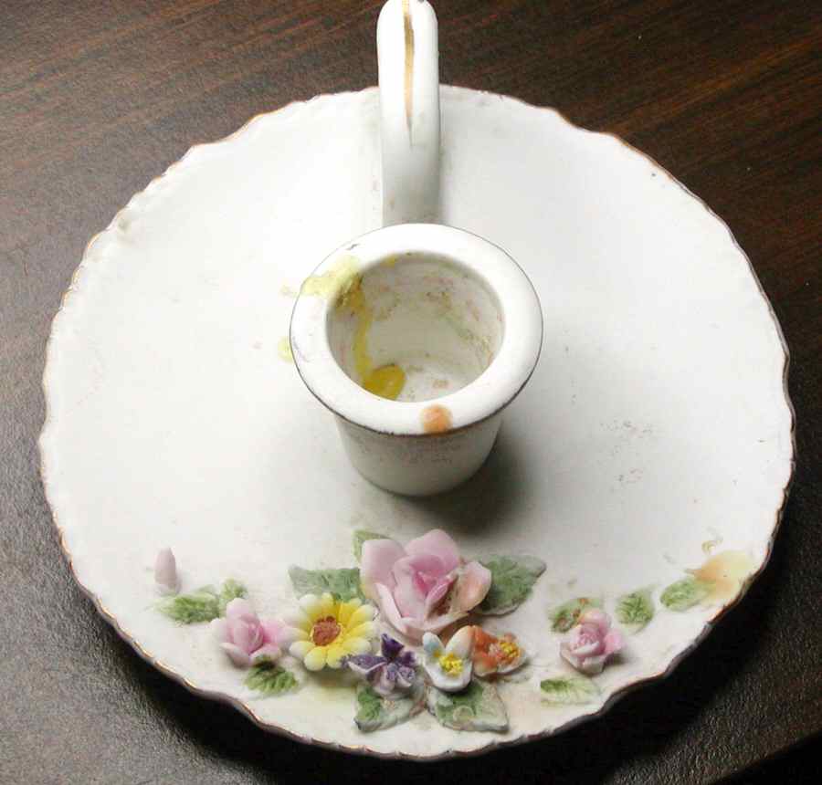 Kw4745 Handled Candleholder by Lefton-1