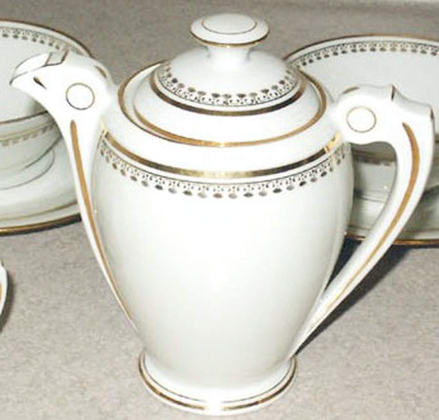 H9V2 Teapot & Lid by Porcelainerie de la Haute-Vienne-1