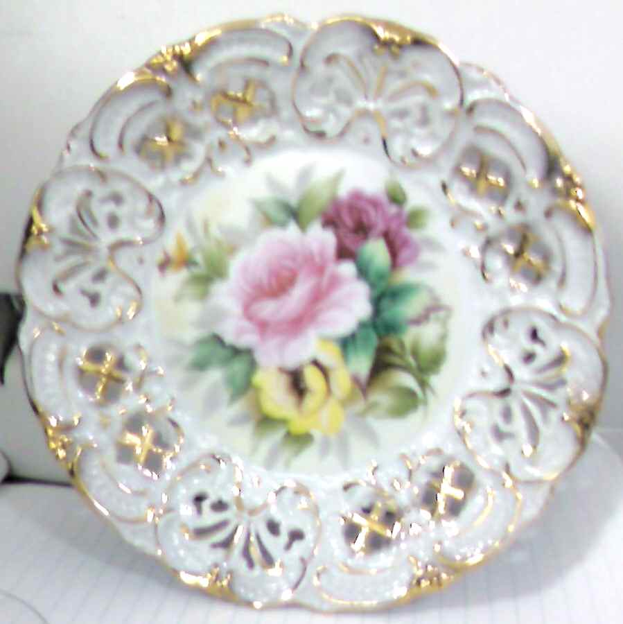 266 Wall Plate by Lefton-1