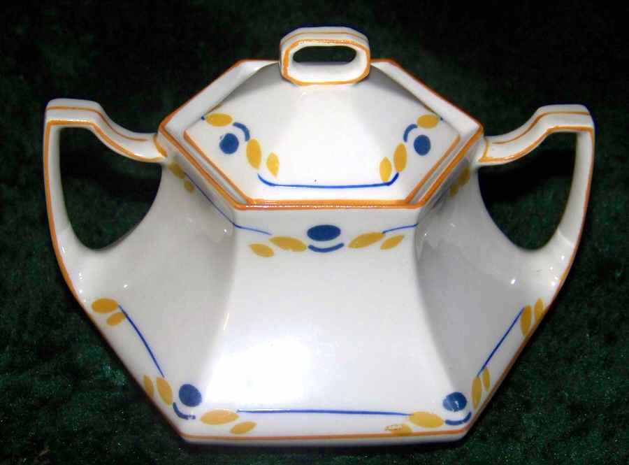 LNT294 Sugar Bowl & Lid by Lanternier-1