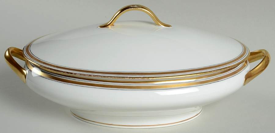 LNT296 Oval Covered Vegetable by Lanternier-1