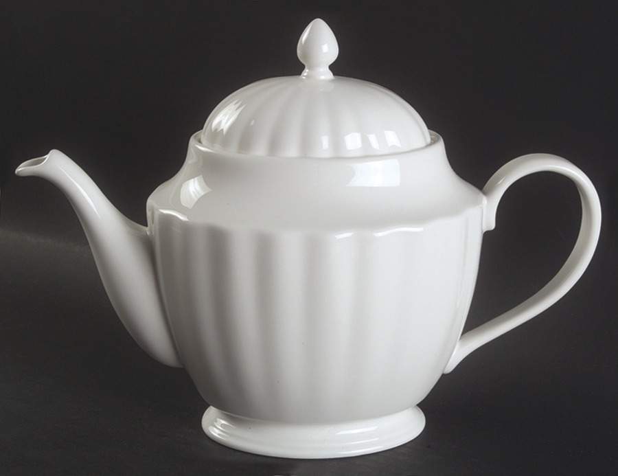 Basics White Teapot & Lid by Lenox-1