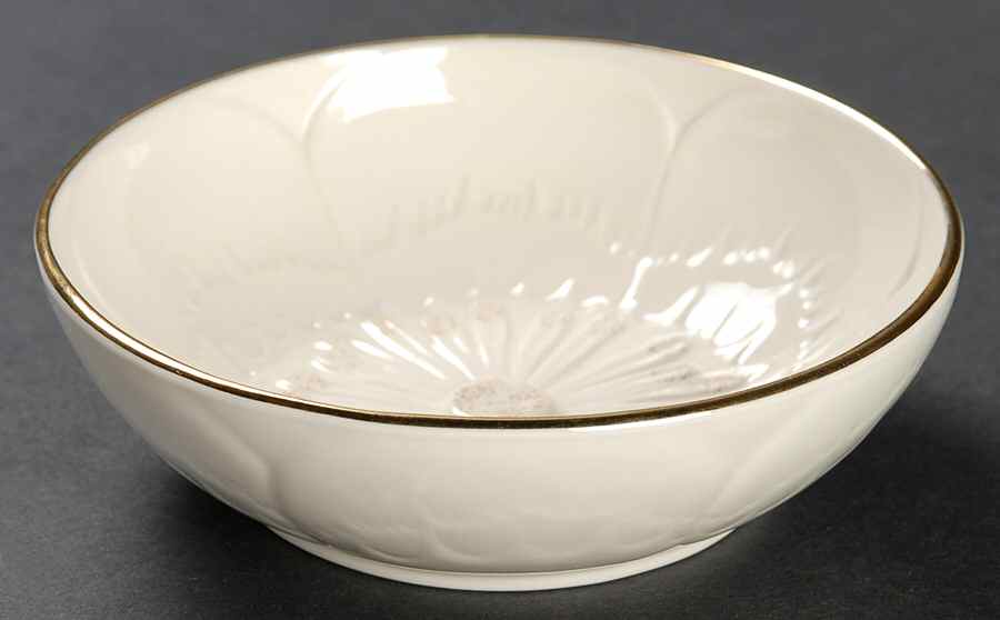 Tulip 4" Nesting Bowl by Lenox-1