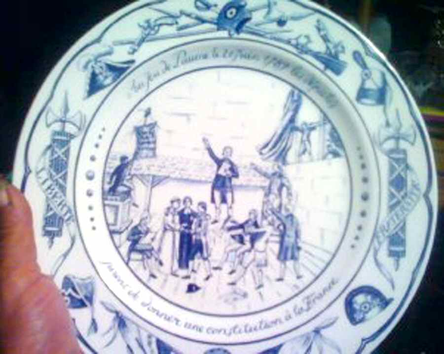LUN31 Dinner Plate by Luneville-1