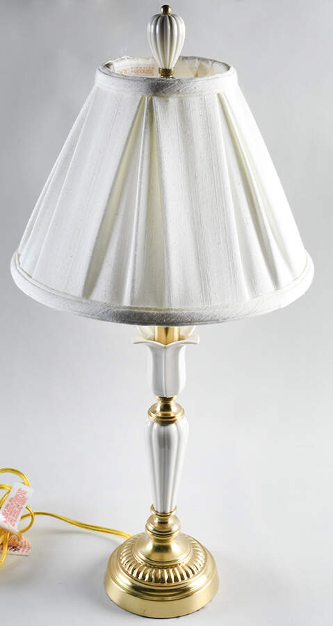 Garden Splendor 21" Electric Lamp & Shade by Lenox-1