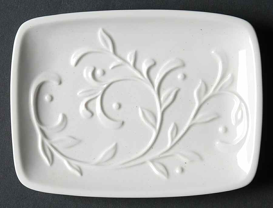 Opal Innocence Carved Soap Dish by Lenox-1