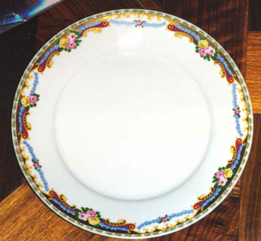 LGP9 Dinner Plate by LG Porcelaine-1