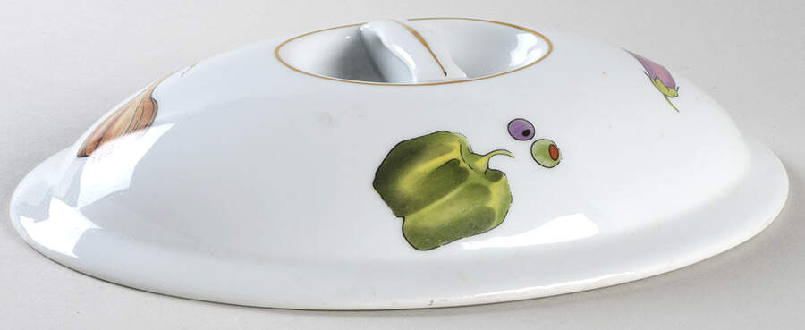 LOL24 Lid for 1.5 Quart Oval Covered Casserole by Louis Lourioux-1