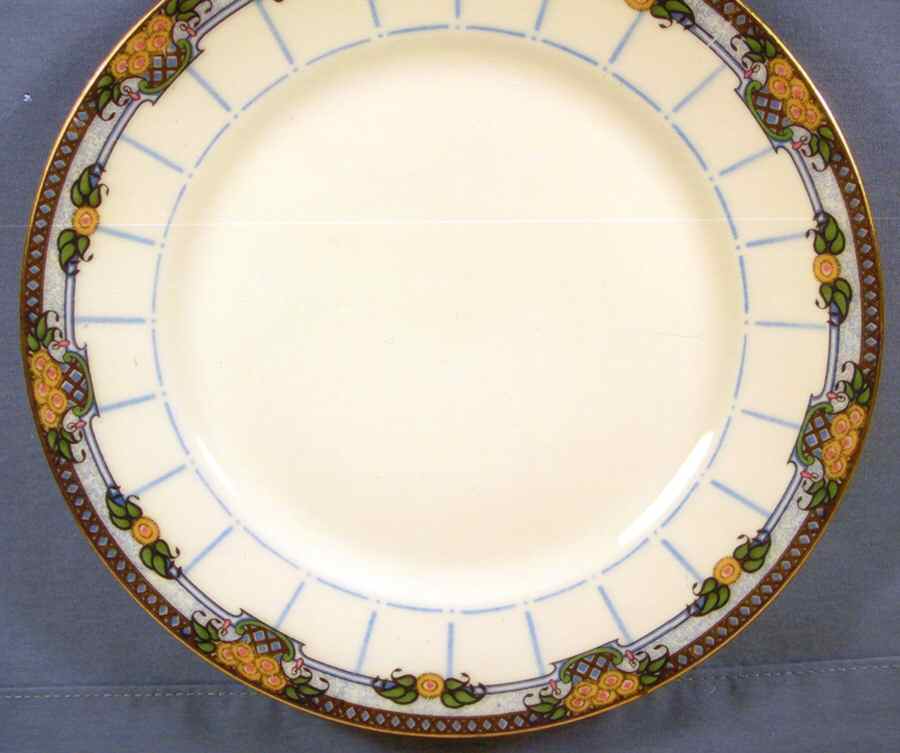 LEG95 Dinner Plate by F Legrand & Cie-1