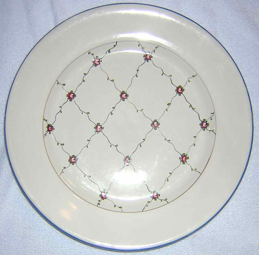 Champetre Dinner Plate by La Verrerie de Biot-1